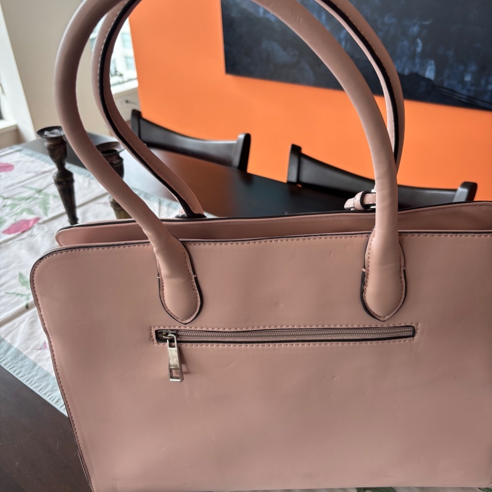 Pink Purse - Picture 2 of 3